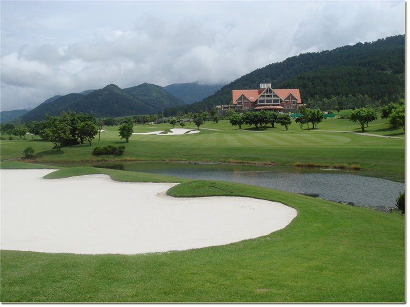 Cát trắng cho sân Golf